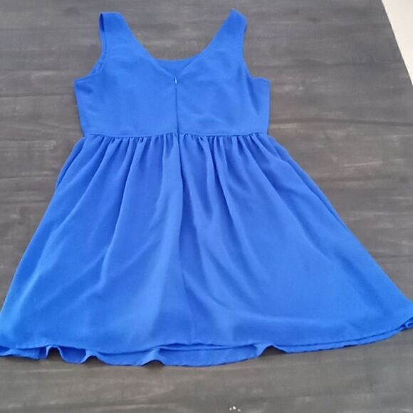 Forever 21 mini flowy dress size small in Blue - Picture 3 of 3